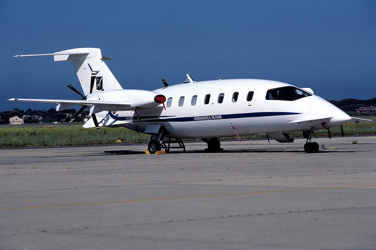 CSL06032 PIAGGIO P180 MM62164