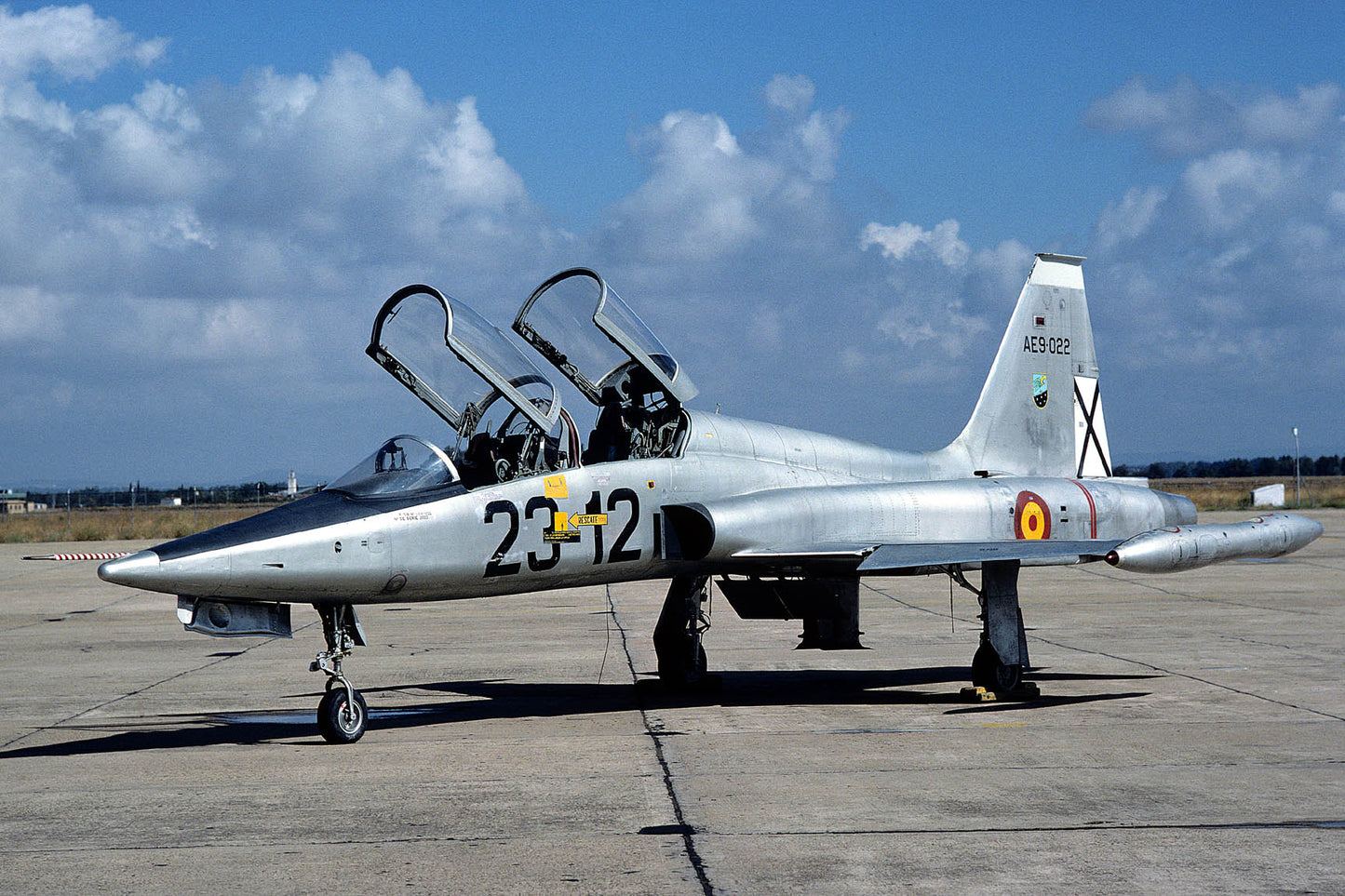 CSL06497 SF-5B FREEDOM FIGHTER AE.9-022/23-12