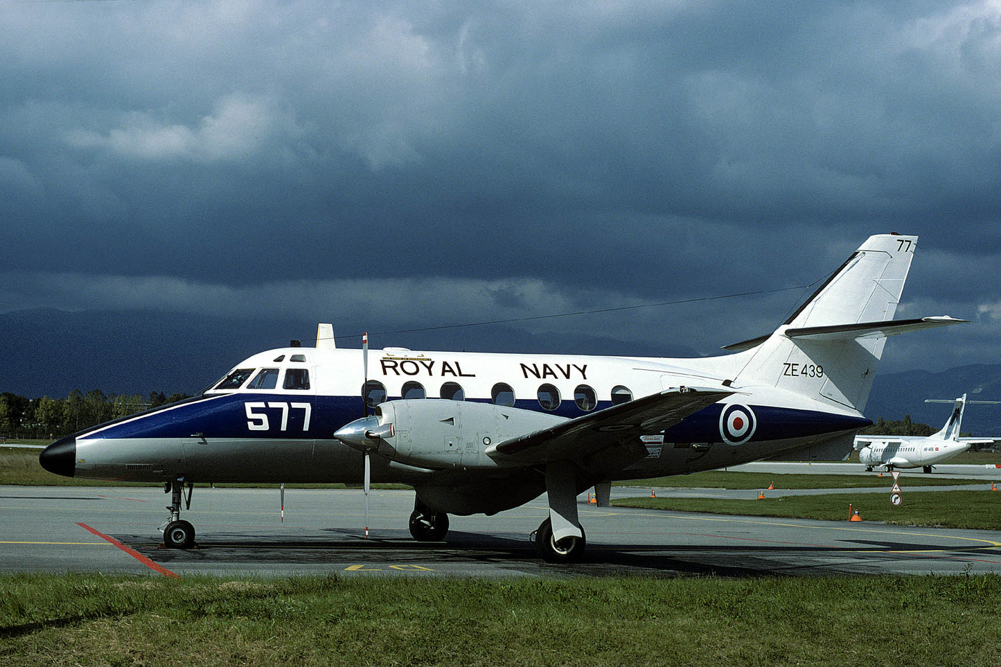 CSL06907 JETSTREAM T3 ZE439/77