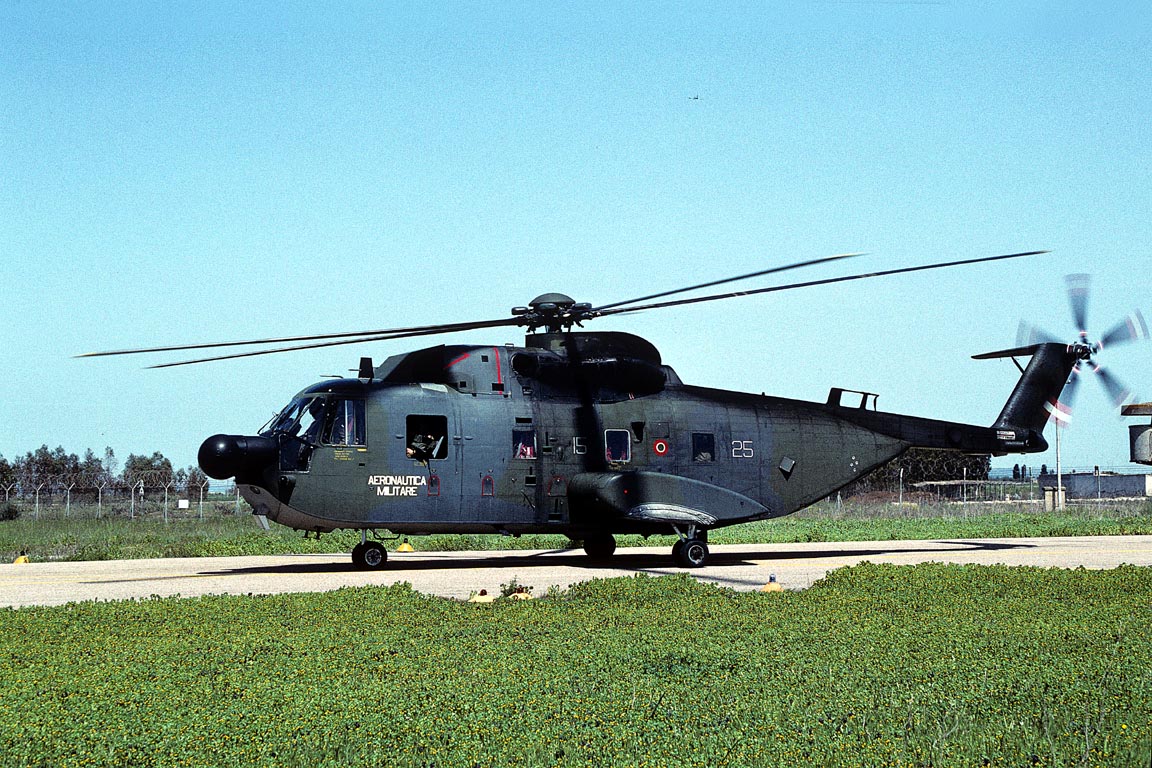 CSL07822 HH-3F PELICAN MM81337/15-25