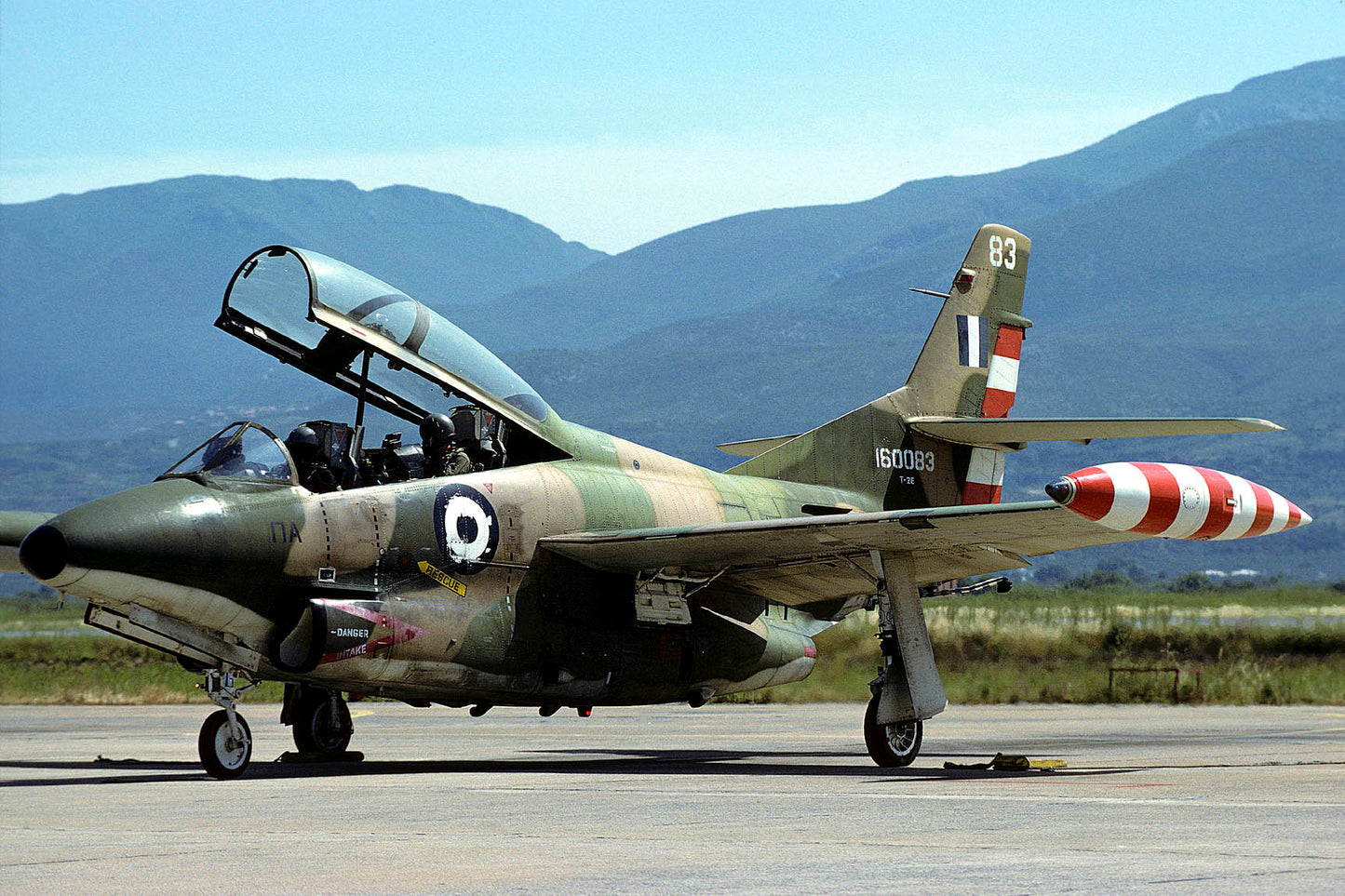 CSL07832 T-2E BUCKEYE 160083