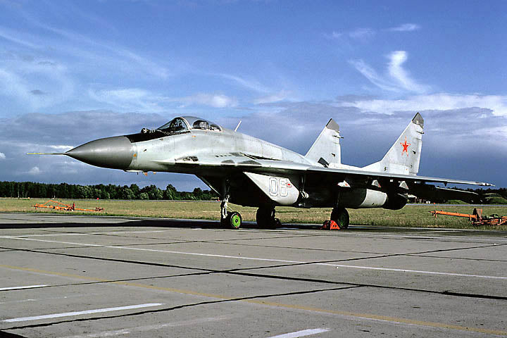 CSL07893 MiG-29M FULCRUM 06 white