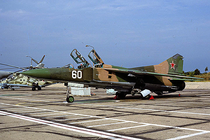 CSL07894 MiG-23UB FLOGGER 60 white