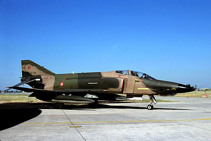 CSL07902 RF-4E PHANTOM II 69-7488