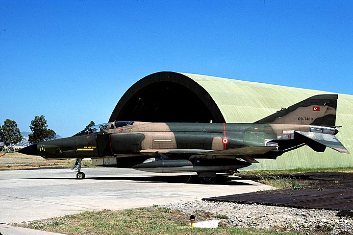 CSL07903 RF-4E PHANTOM II 69-7488