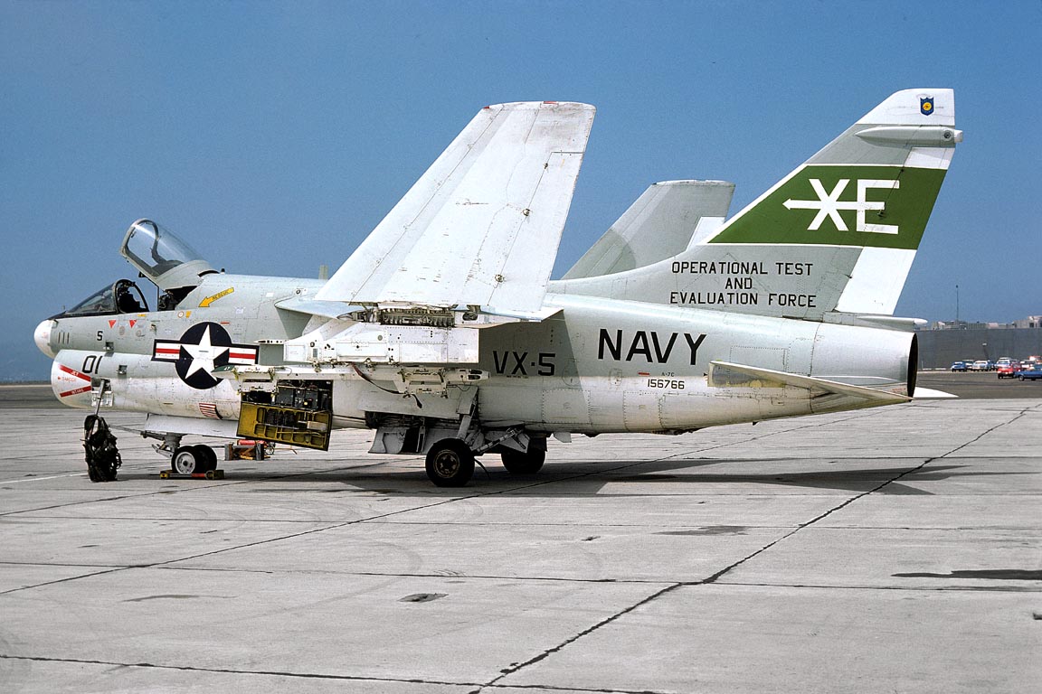 CSL07926 A-7C CORSAIR II 156766/XE01