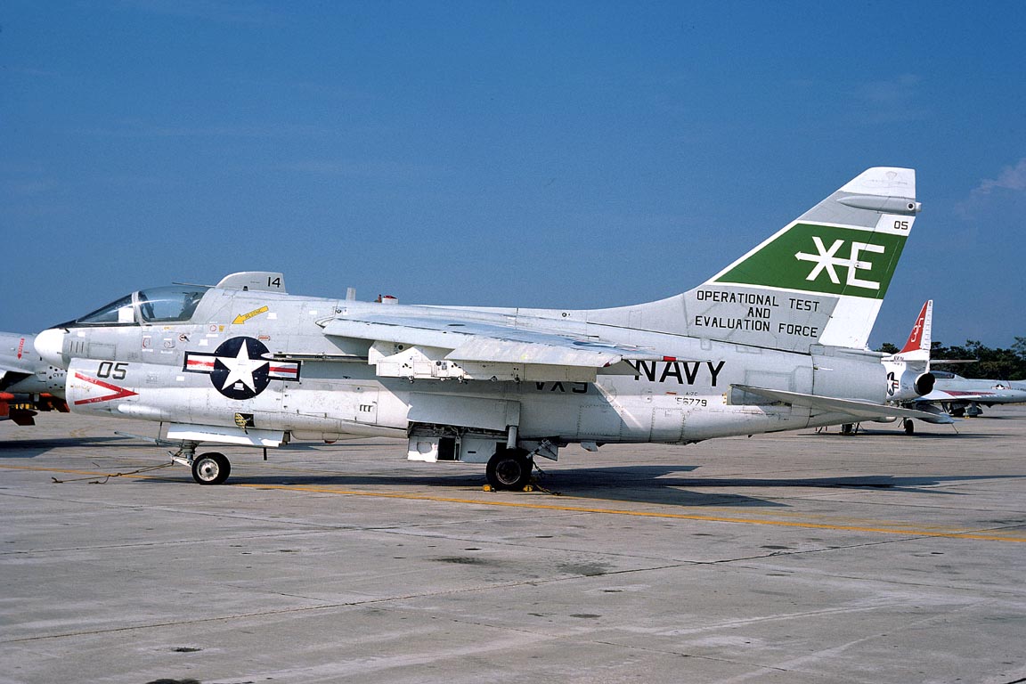 CSL07927 A-7C CORSAIR II 156779/XE05