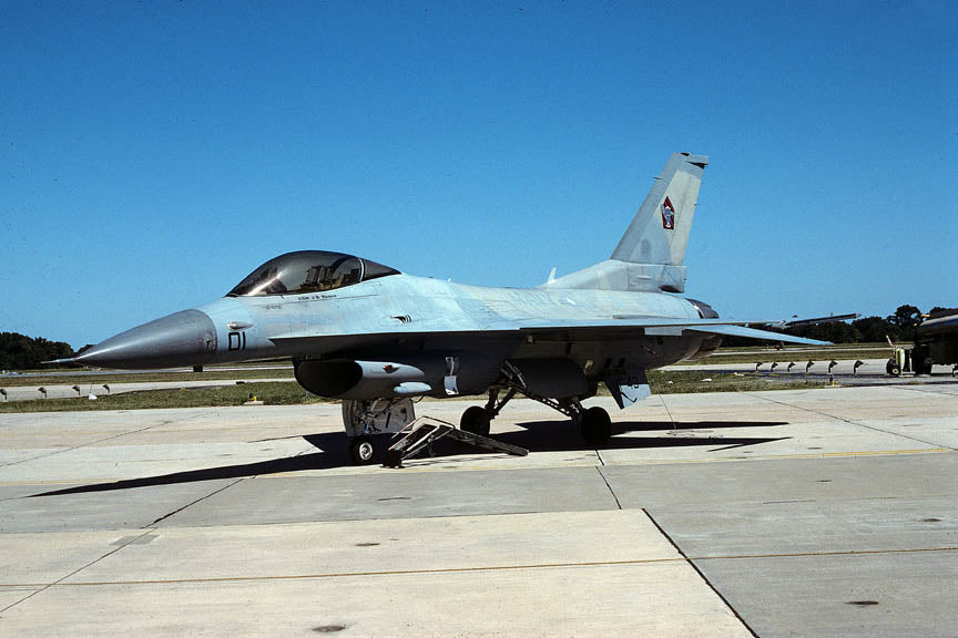CSL07931 F-16N FIGHTING FALCON 163575
