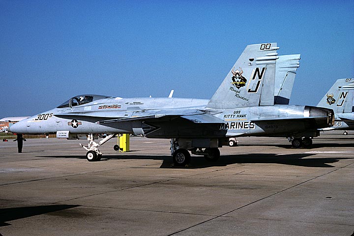 CSL07933 F-18C HORNET 164879/NJ300