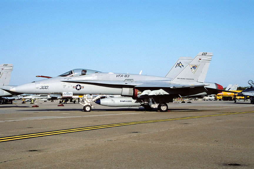 CSL07937 F-18C HORNET 165220/AA300
