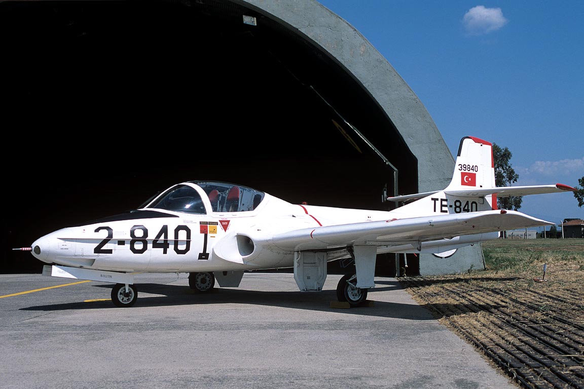 CSL07948 T-37C 63-9840/2-840