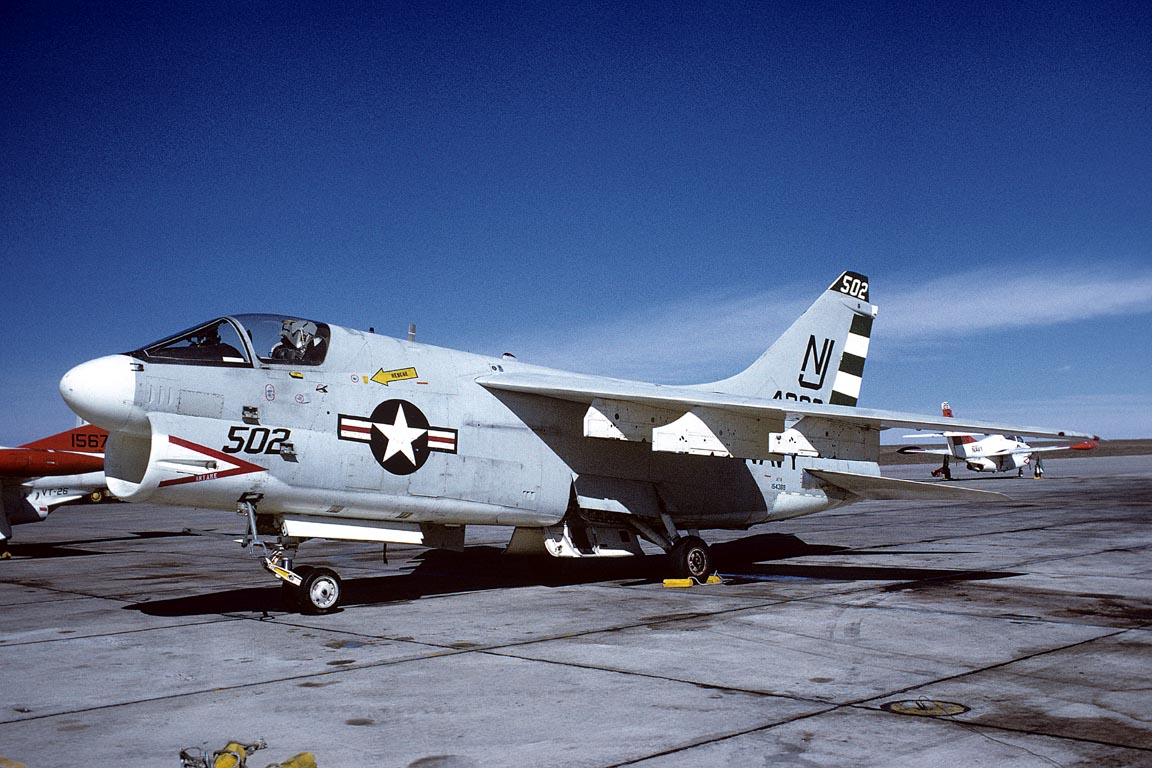 CSL08035 A-7B CORSAIR II 154388/NJ502