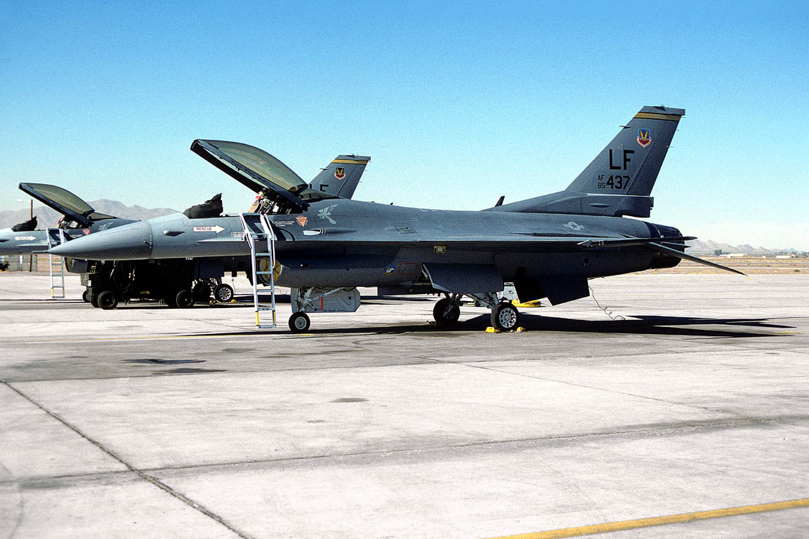 CSL08194 F-16C FIGHTING FALCON 85-1437/LF