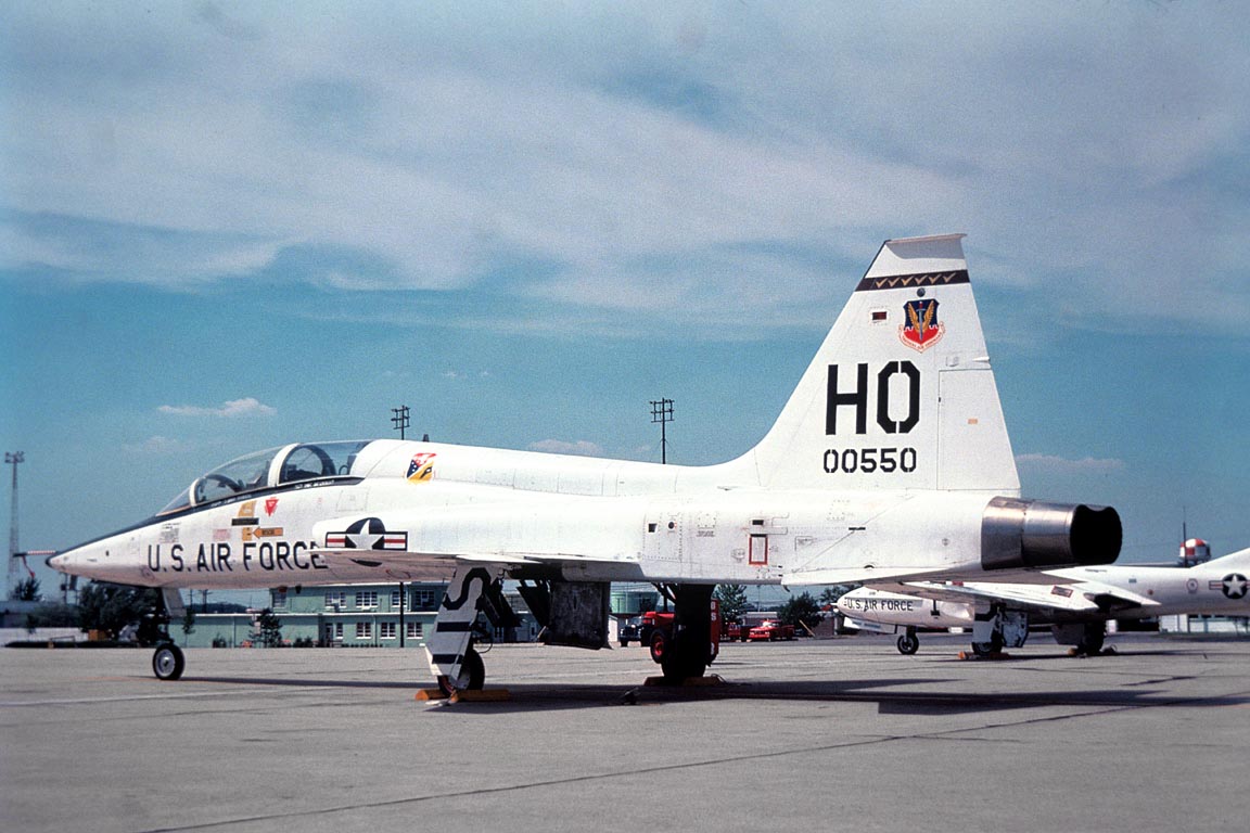 CSL08198 T-38A TALON 60-0550/HO