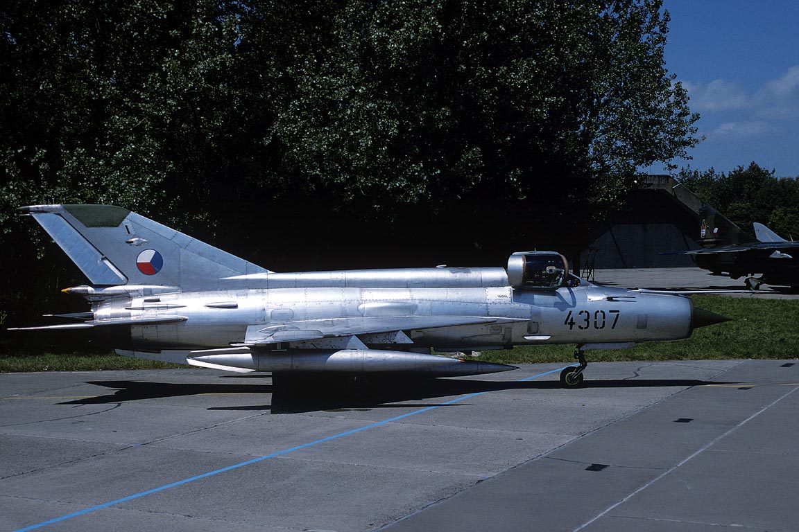 CSL08260 MiG-21MF FISHBED 4307