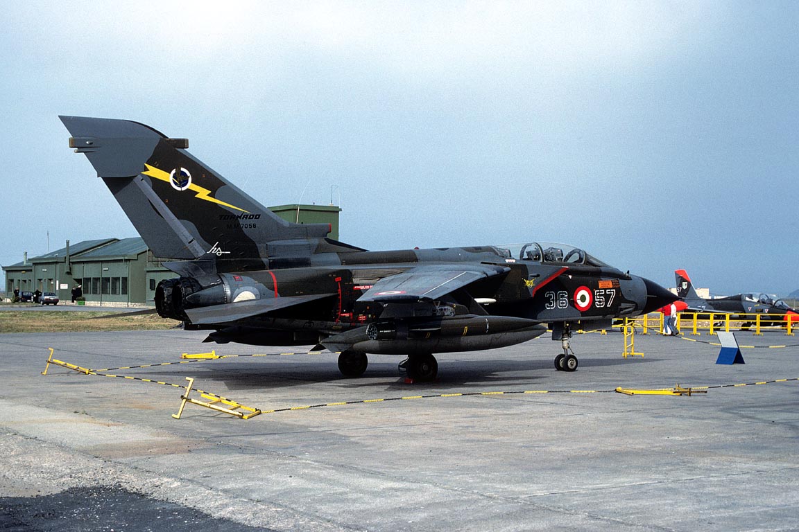 CSL08324 TORNADO IDS MM7058/36-57