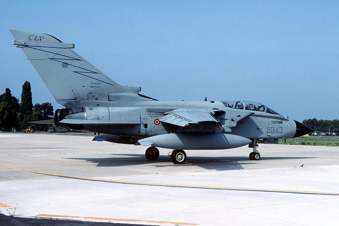 CSL08329 TORNADO ECR MM7047/50-43