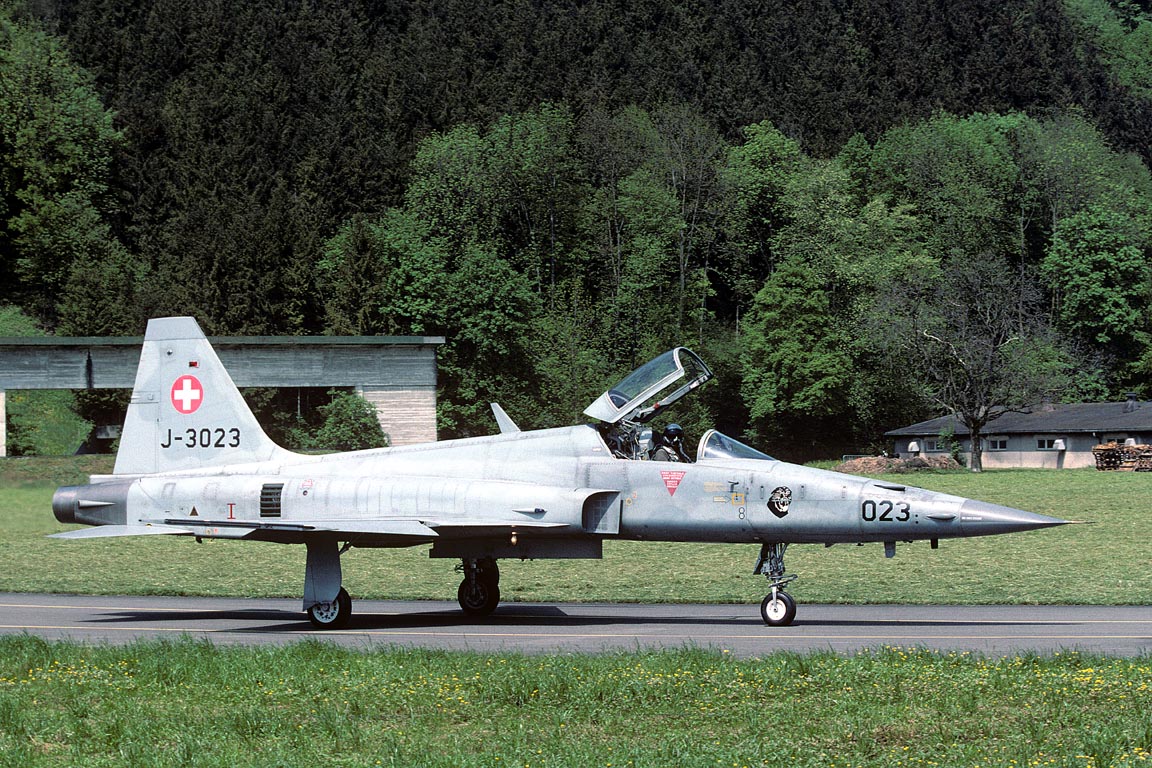 CSL08341 F-5E TIGER J-3023/023