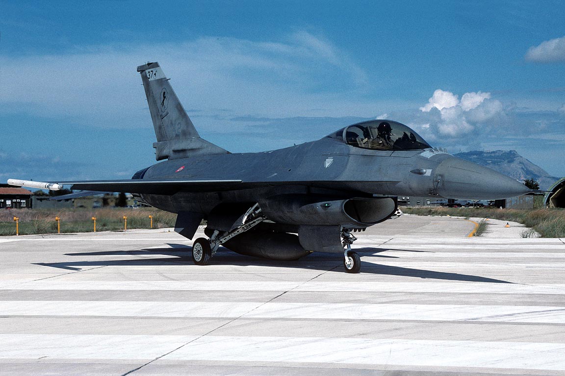CSL08360 F-16A FIGHTING FALCON MM7342