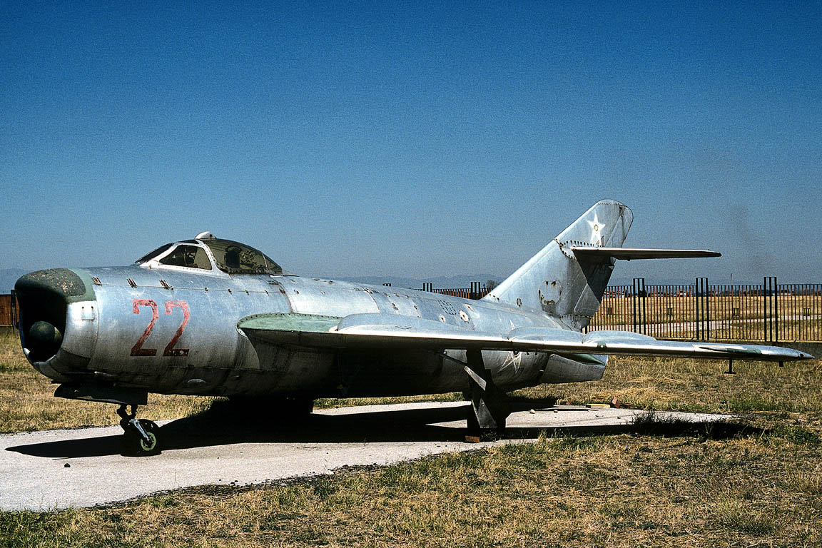 CSL08388 MiG-17PF FRESCO 22