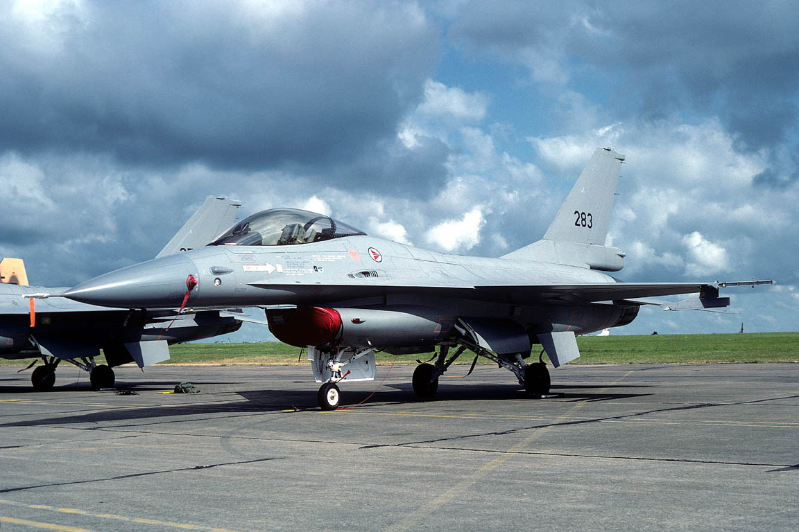 CSL08471 F-16A FIGHTING FALCON 283