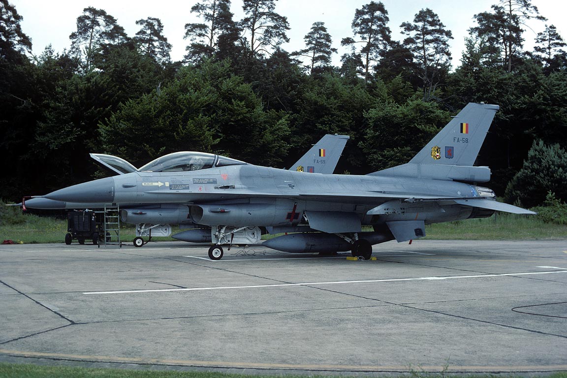 CSL08484 F-16A FIGHTING FALCON FA58