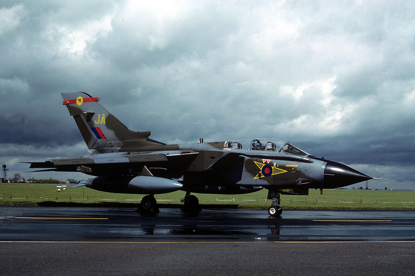 CSL08610 TORNADO GR4 ZA542/JA