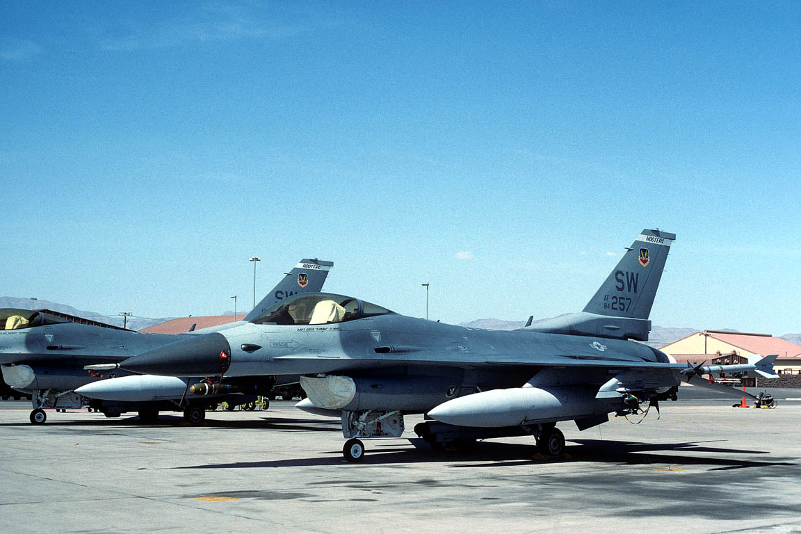 CSL08697 F-16C FIGHTING FALCON 84-1257/SW