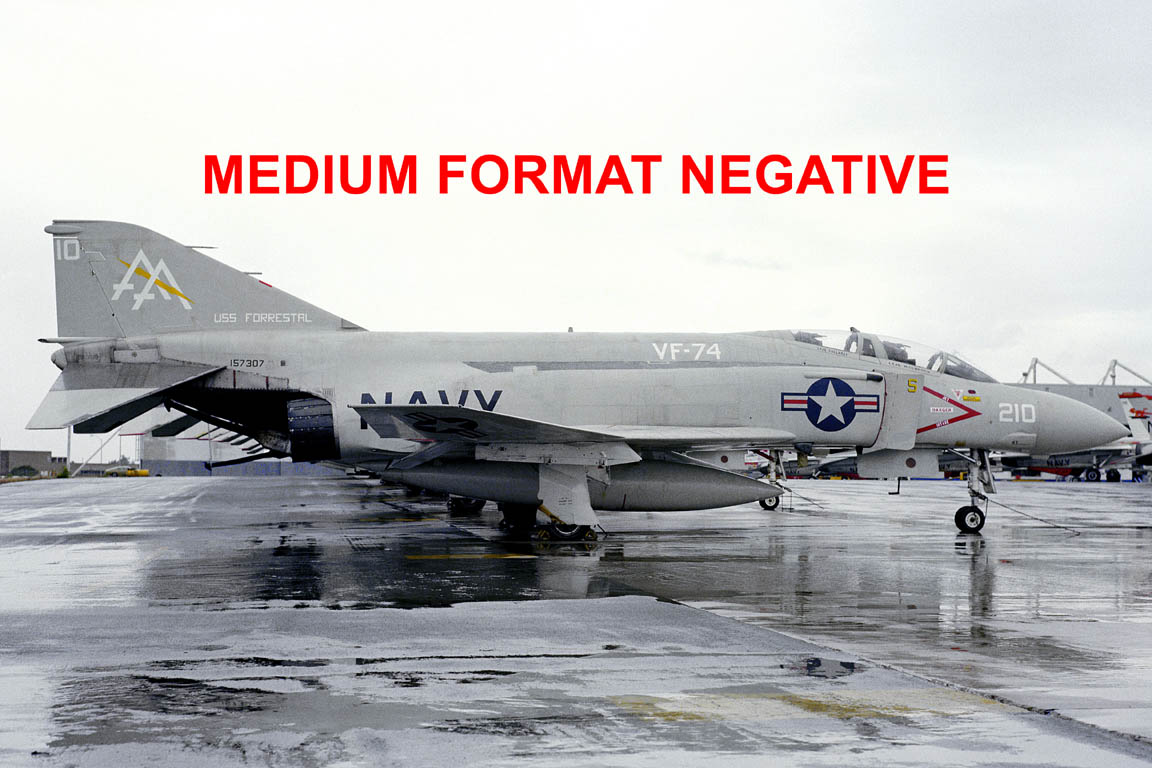 NE000142 F-4J PHANTOM II 157307
