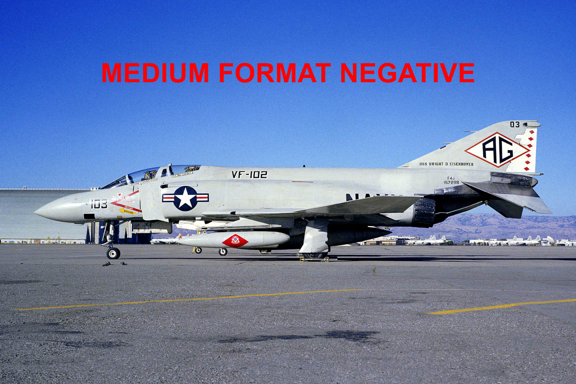 NE000143 F-4J PHANTOM II 157298
