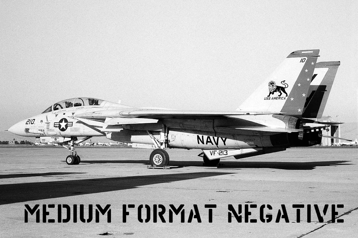 NE000273 F-14A TOMCAT 159857/NH210