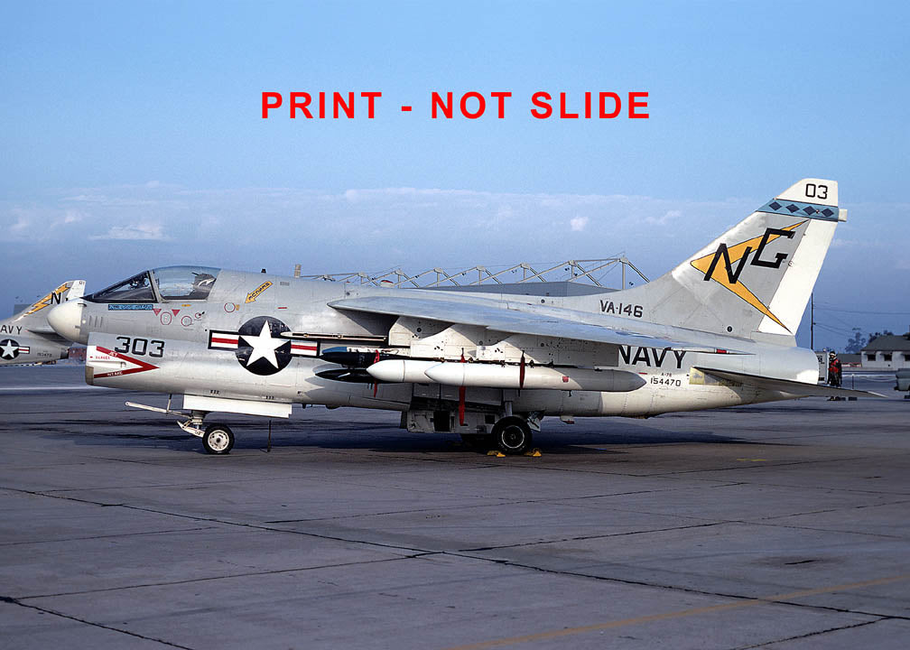 P00055 A-7B CORSAIR II 154470/NG303