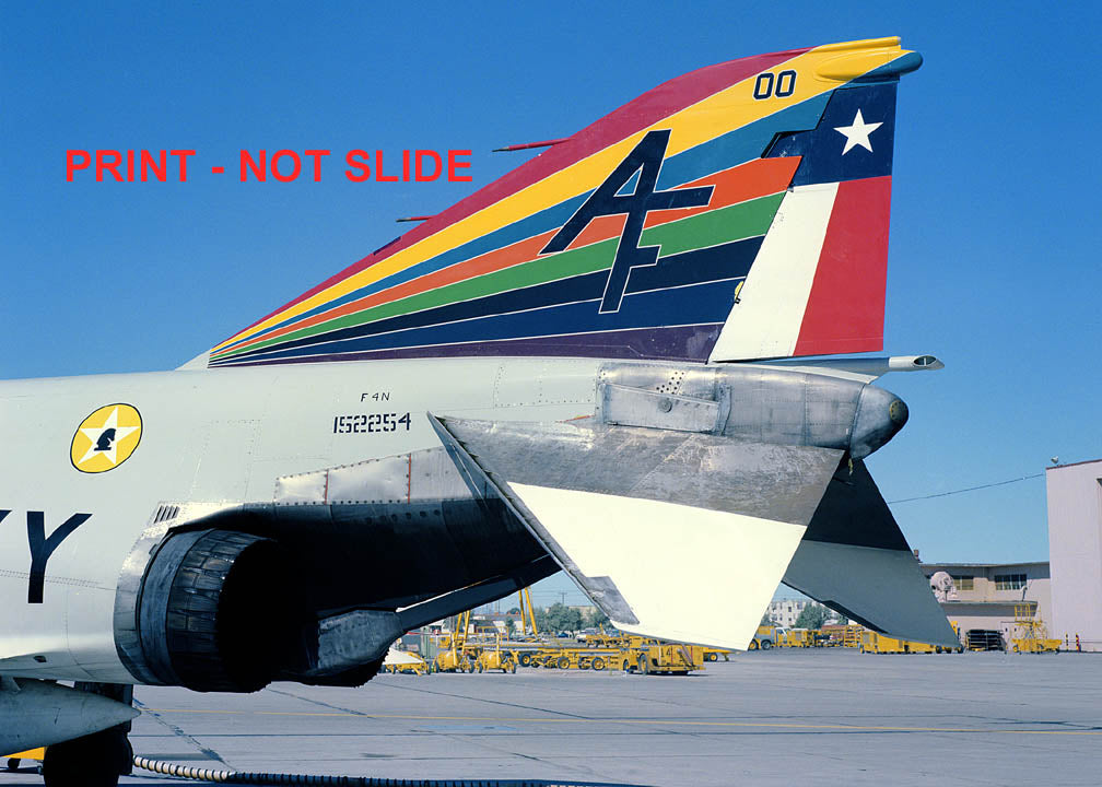 P00075 F-4N PHANTOM II 152254/AF200 Tail shot
