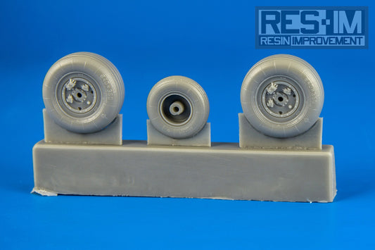 RES-AC48010 Sukhoj Su-25 Wheel Set