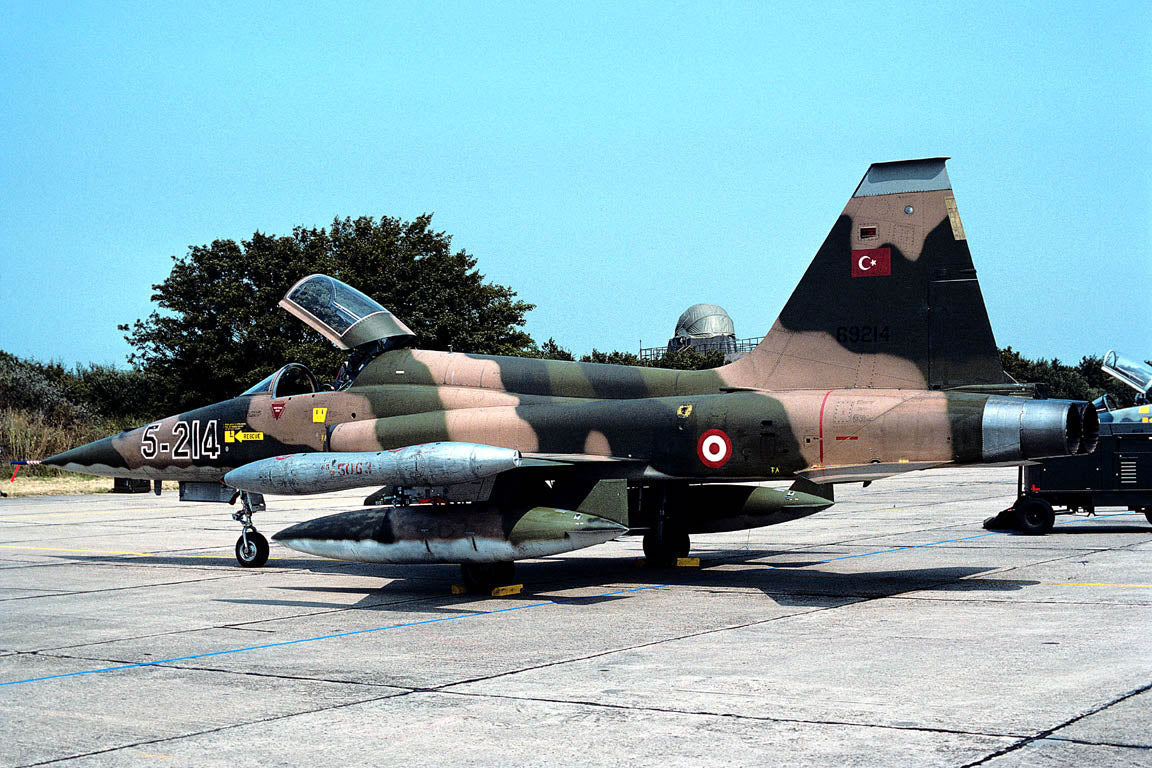 CSL05355 F-5A FREEDOM FIGHTER 69214/5-214