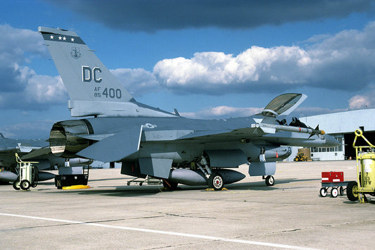 CSL06084 F-16C FIGHTING FALCON 85-1400/DC