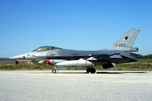 CSL06191 F-16A FIGHTING FALCON J-223