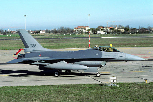 CSL06195 F-16A FIGHTING FALCON MM7236