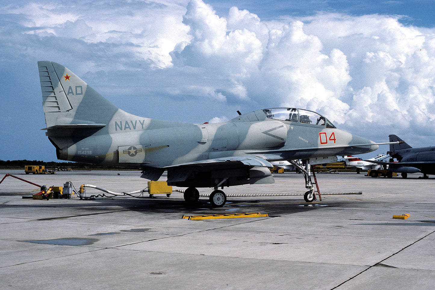 CSL06435 TA-4J SKYHAWK 154298/AD04