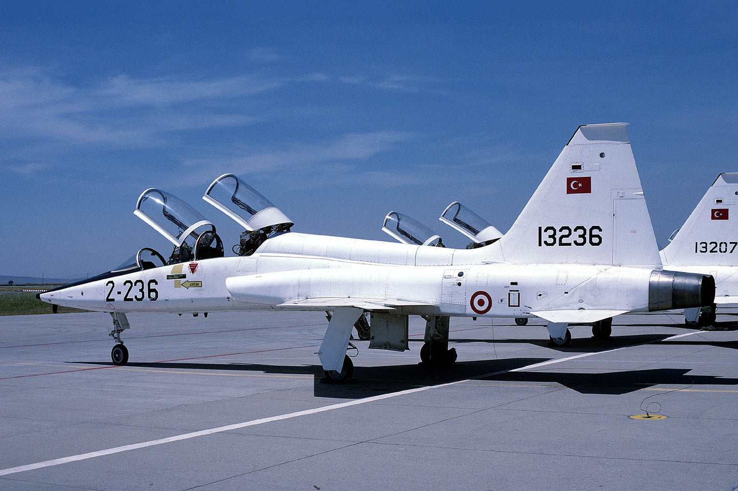 CSL06452 T-38A TALON 64-13236/2-236