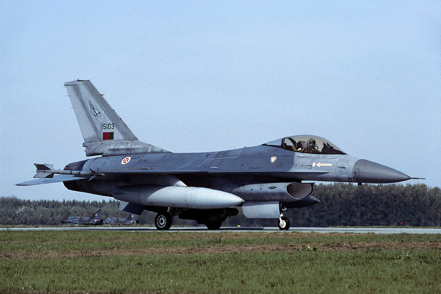 CSL06623 F-16A FIGHTING FALCON 15103