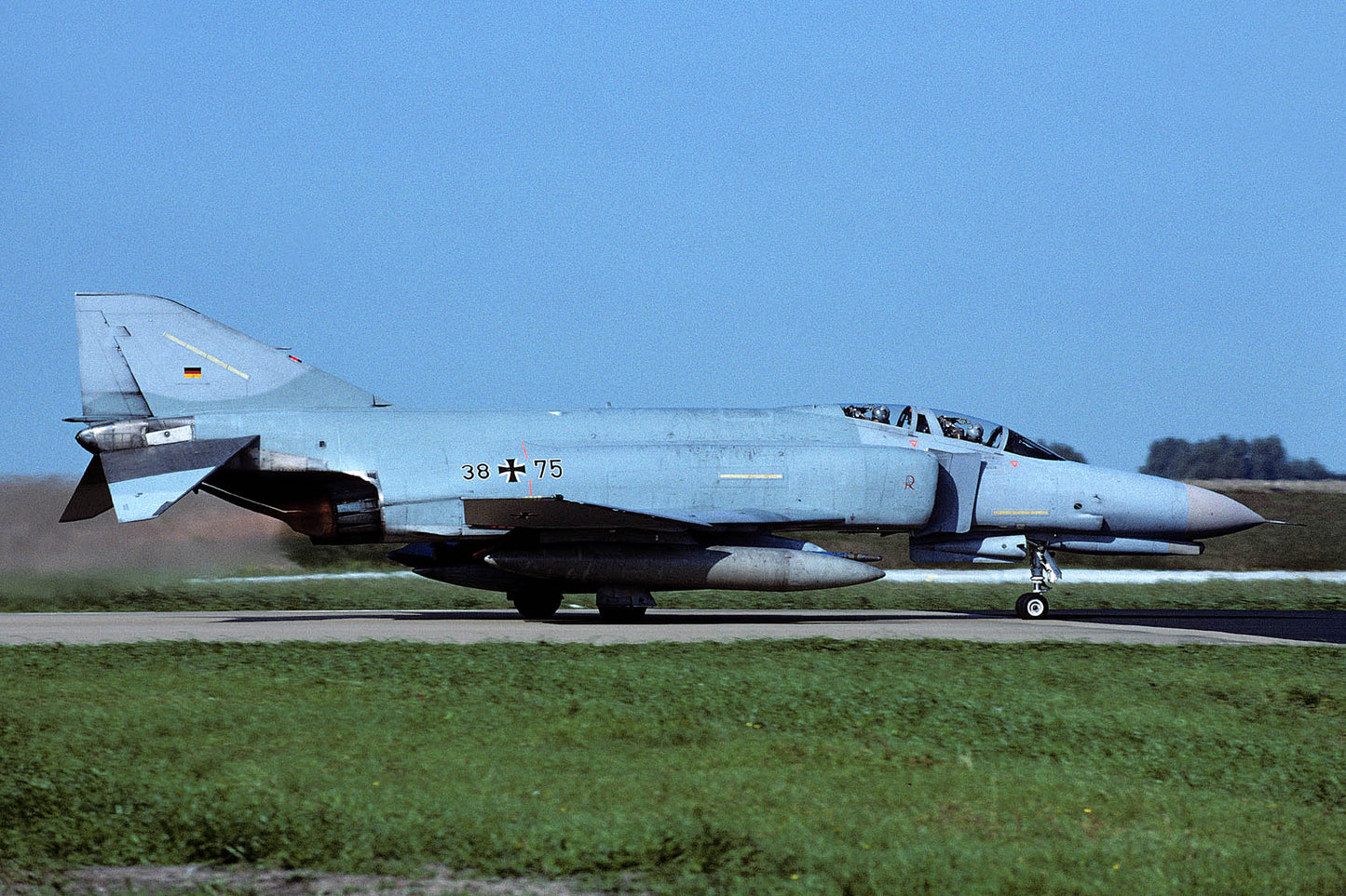 CSL06665 F-4F PHANTOM II 38+75