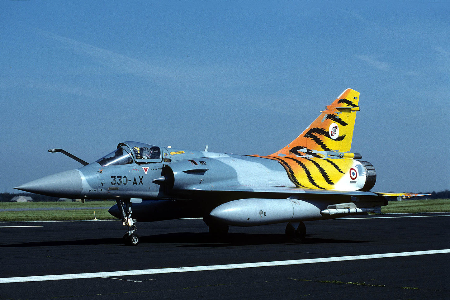 CSL06736 MIRAGE 2000-5F 77/330-AX