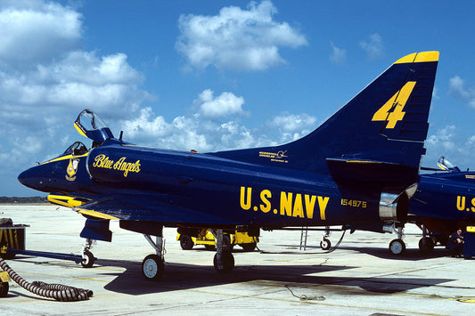 CSL06756 A-4F SKYHAWK 154975/#4 Blue Angels