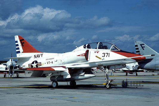 CSL06758 TA-4J SKYHAWK 156912/F371