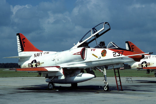 CSL06760 TA-4J SKYHAWK 153462/F237