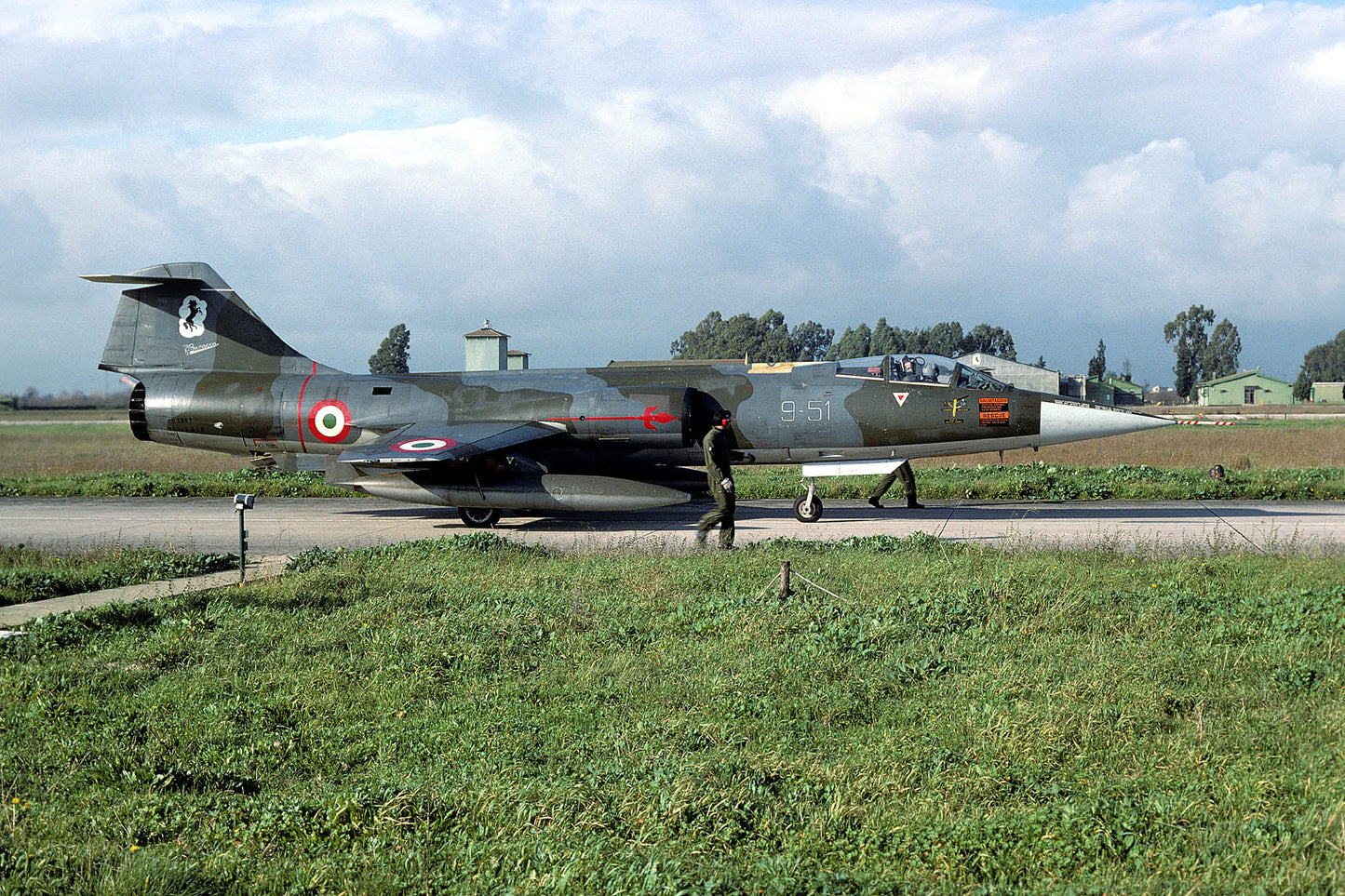 CSL06884 F-104S/ASA STARFIGHTER MM6887/9-51