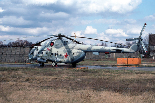 CSL06911 Mi-8T HIP 19 red