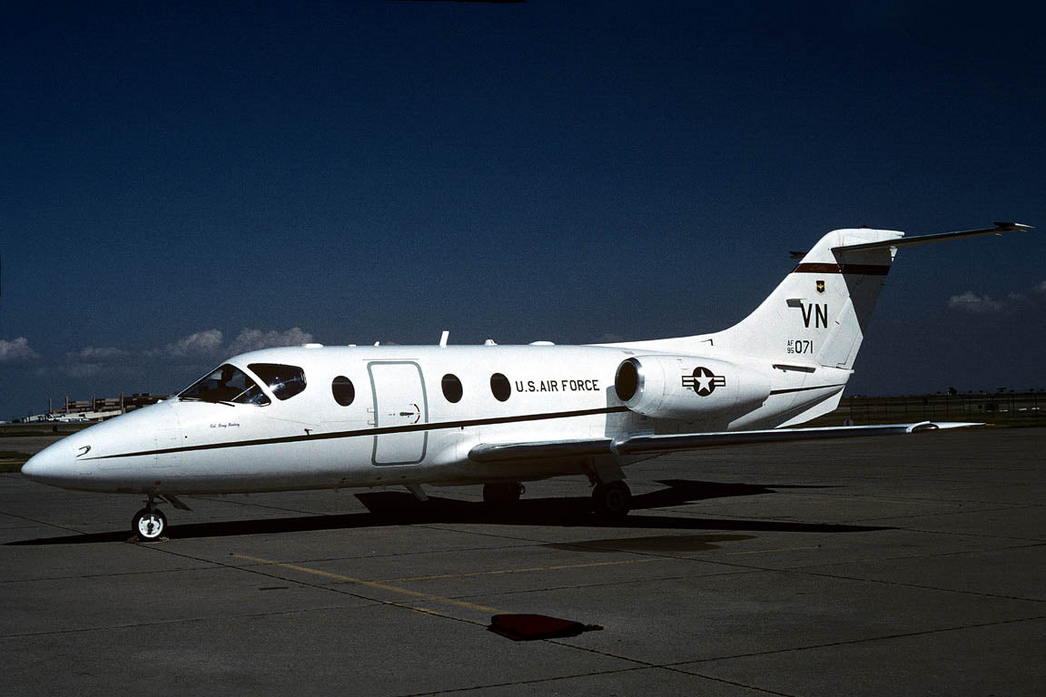 CSL06919 T-1A JAYHAWK 95-0071/VN