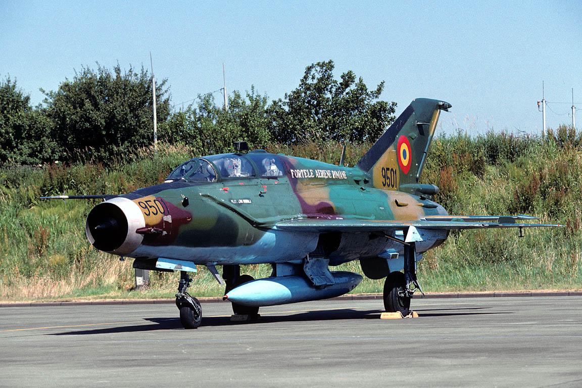 CSL06997 MiG-21UM FISHBED 9501